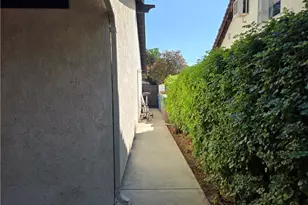 2349 Knollhaven, Simi Valley, CA 93065 - Photo 33