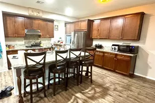 7420 Echo Creek, Bakersfield, CA 93313 - Photo 5