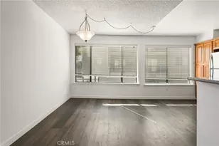 22038 Vanowen St, Woodland Hills, CA 91303 - Photo 17