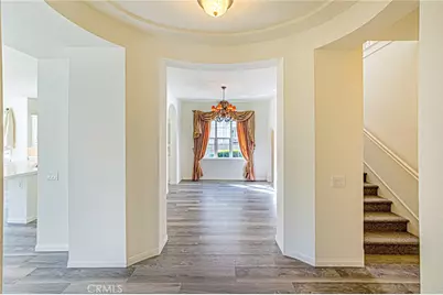 27104 Breakers, Valencia, CA 91355 - Photo 3