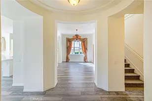 27104 Breakers, Valencia, CA 91355 - Photo 3