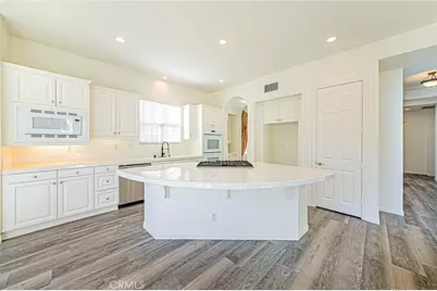 27104 Breakers, Valencia, CA 91355 - Photo 9
