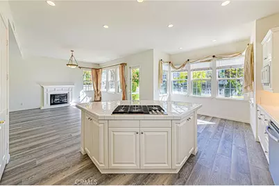 27104 Breakers, Valencia, CA 91355 - Photo 13