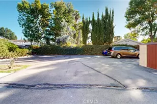 15414 Gault, Van Nuys, CA 91406 - Photo 3