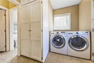 15709 Devonshire St, Granada Hills, CA 91344 - Photo 19