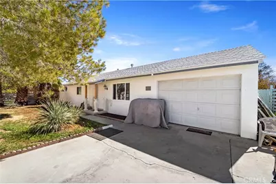 225 W French Avenue, Ridgecrest, CA 93555 - Photo 3