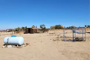 33391 165th, Llano, CA 93544 - Photo 27