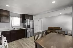 10618 Grape St, Los Angeles, CA 90002 - Photo 5