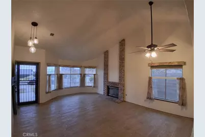 566 E Avenue R8, Palmdale, CA 93550 - Photo 11