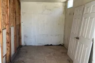 6670 Aura, Reseda, CA 91335 - Photo 13