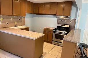 6670 Aura, Reseda, CA 91335 - Photo 3