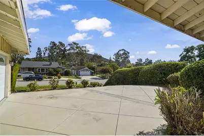 615 Camino Verde, Thousand Oaks, CA 91360 - Photo 25