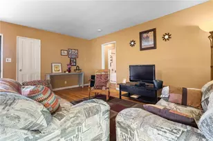 13641 Weidner, Pacoima, CA 91331 - Photo 5