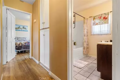 13641 Weidner, Pacoima, CA 91331 - Photo 11