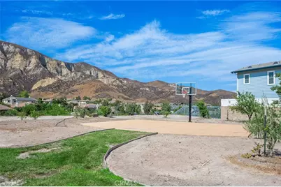 2462 Lost Canyons Drive, Simi Valley, CA 93065 - Photo 55