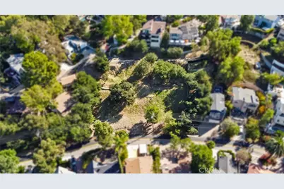 4260 N Canoga Avenue, Woodland Hills, CA 91364 - Photo 15