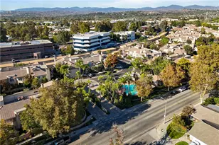 23705 Del Monte Dr., Valencia, CA 91355 - Photo 3