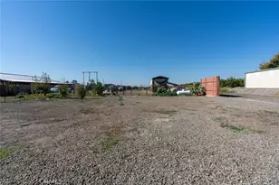 17225 Custer, Dos Palos, CA 93620 - Photo 35