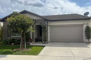 2080 Pomegranate, Santa Paula, CA 93060 - Photo 1