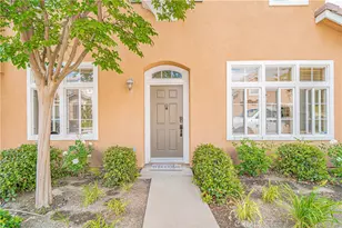 24472 Montevista Cir, Valencia, CA 91354 - Photo 3