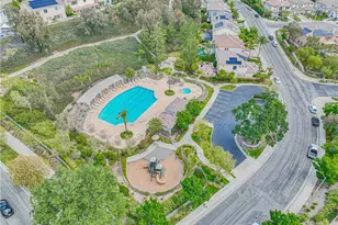 24472 Montevista Cir, Valencia, CA 91354 - Photo 25