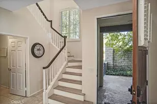 24600 Avignon, Valencia, CA 91355 - Photo 3