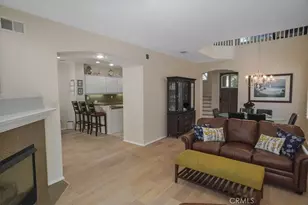 24600 Avignon, Valencia, CA 91355 - Photo 5