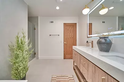 9604 Swinton, North Hills, CA 91343 - Photo 39