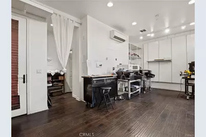 26265 Prima Way, Saugus, CA 91350 - Photo 19