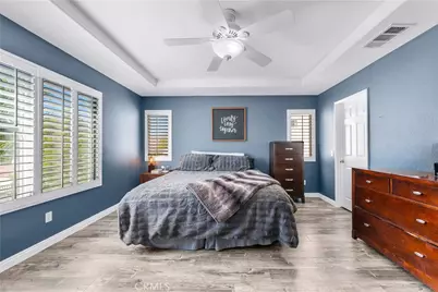 29515 Dana Ct, Canyon Country, CA 91387 - Photo 11