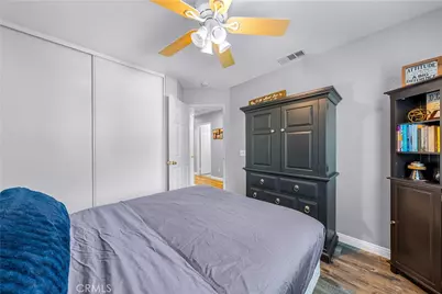 29515 Dana Ct, Canyon Country, CA 91387 - Photo 21