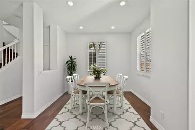 28330 Medlar Drive, Valencia, CA 91354 - Photo 13