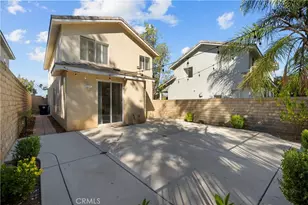 28330 Medlar Dr, Valencia, CA 91354 - Photo 19