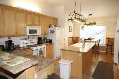 682 Leonard Lane, Sugarloaf, CA 92386 - Photo 9