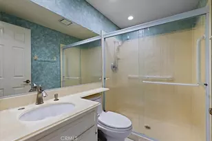 28011 Charles, Saugus, CA 91350 - Photo 15