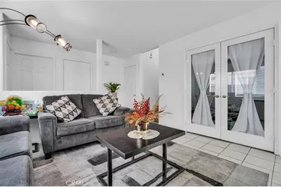 9155 Cedros Avenue #12, Panorama City, CA 91402 - Photo 7