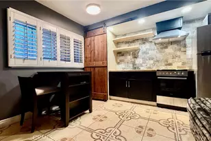 7904 Laurel Canyon, North Hollywood, CA 91605 - Photo 11