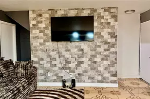 7904 Laurel Canyon, North Hollywood, CA 91605 - Photo 5