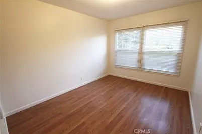 5527 Clybourn Avenue, North Hollywood, CA 91601 - Photo 3