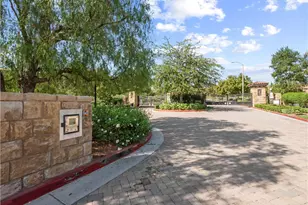 28658 Farrier Dr, Valencia, CA 91354 - Photo 55