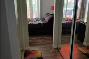 7050 Shoup Ave, Canoga Park, CA 91303 - Photo 7