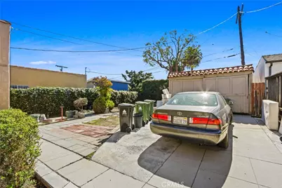 1448 W 90th, Los Angeles, CA 90047 - Photo 9