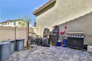 17025 Zion Dr, Canyon Country, CA 91387 - Photo 13