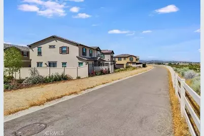 17025 Zion Drive, Canyon Country, CA 91387 - Photo 19