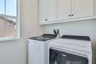 17025 Zion Dr, Canyon Country, CA 91387 - Photo 7