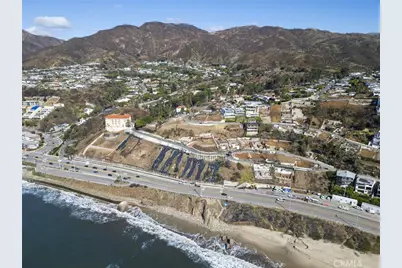17900 Porto Marina Way, Pacific Palisades, CA 90272 - Photo 13