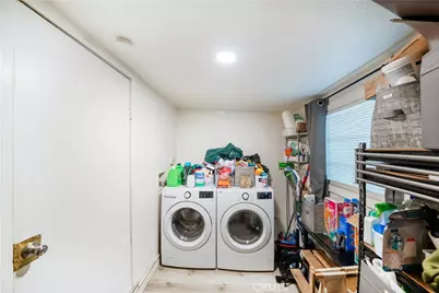 310 E Center, Pomona, CA 91767 - Photo 17