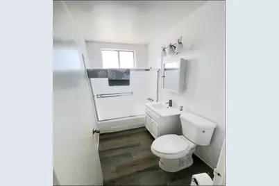 4240 Figueroa Street, Los Angeles, CA 90037 - Photo 15