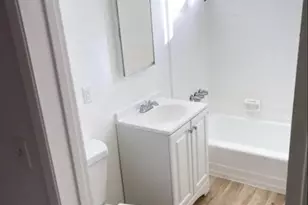 4240 Figueroa St, Los Angeles, CA 90037 - Photo 9