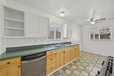 38953 Foxholm Drive, Palmdale, CA 93551 - Photo 21